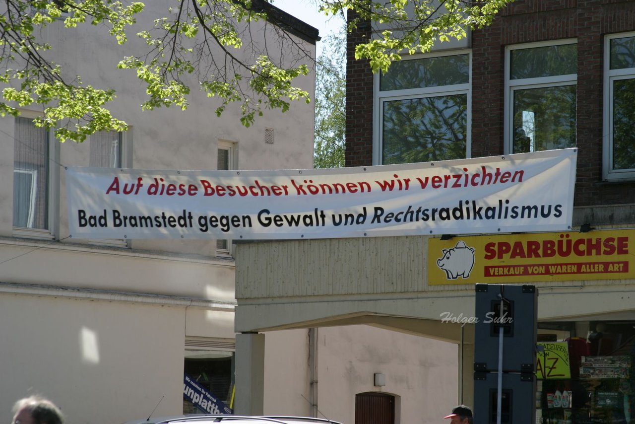 Bild 68 - NPD in Bramstedt am 1.5.07
